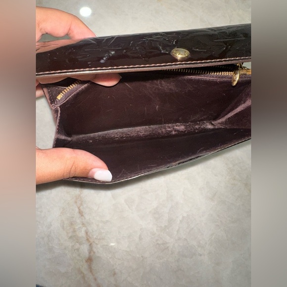 Louis Vuitton Monogram Vernis Porte Feuille Sarah Long Bifold Wallet - Picture 12 of 15